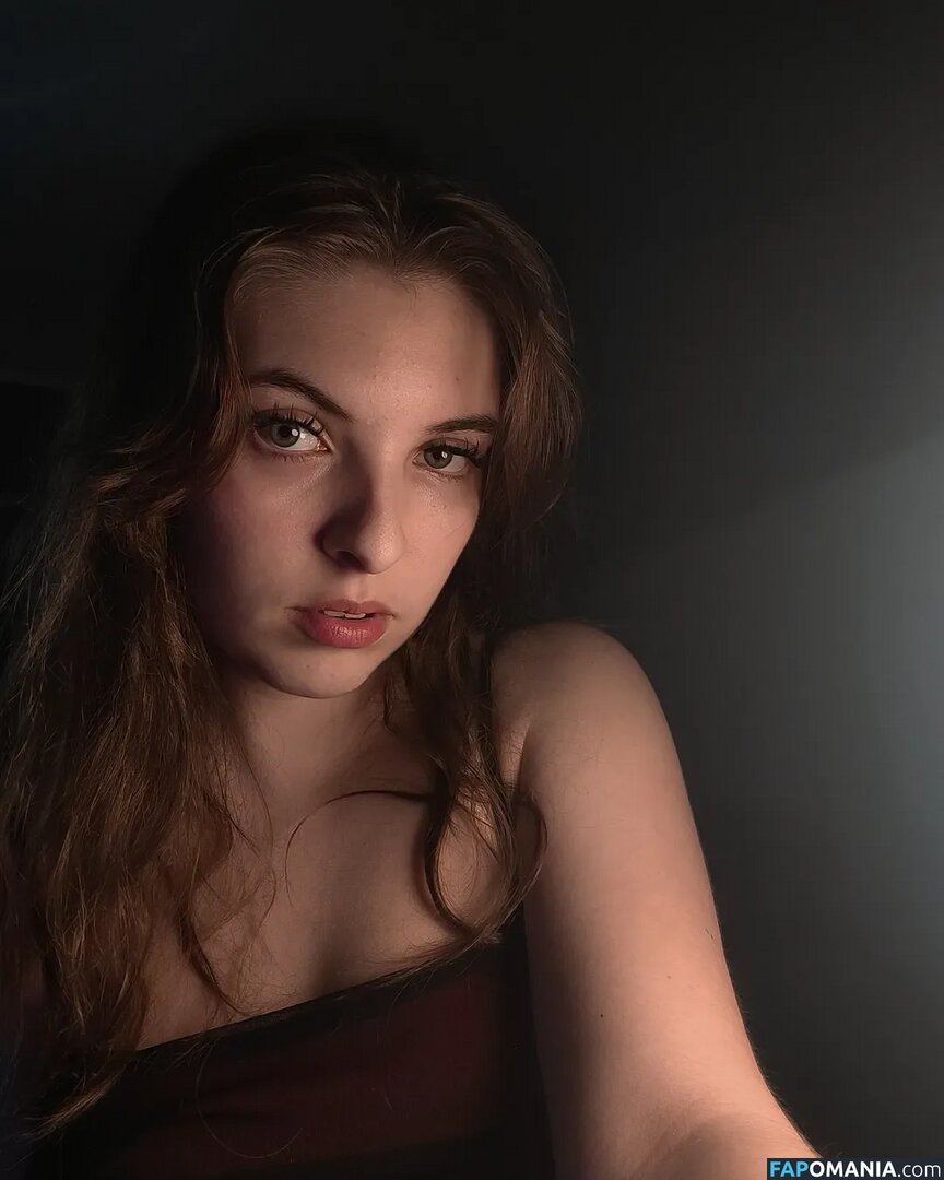 Minty / OkayMintyDust1 / Okaymintydust / https: Nud OnlyFans  Fotografie scursă #1