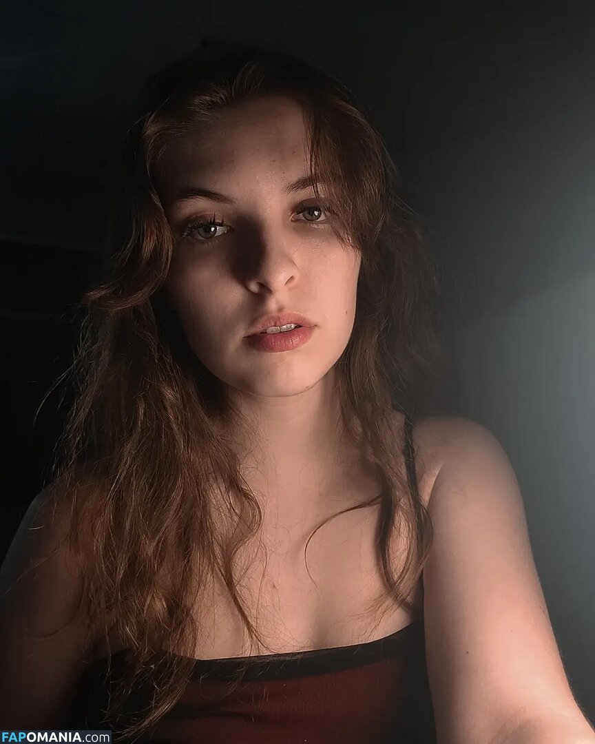 Minty / OkayMintyDust1 / Okaymintydust / https: Nud OnlyFans  Fotografie scursă #2