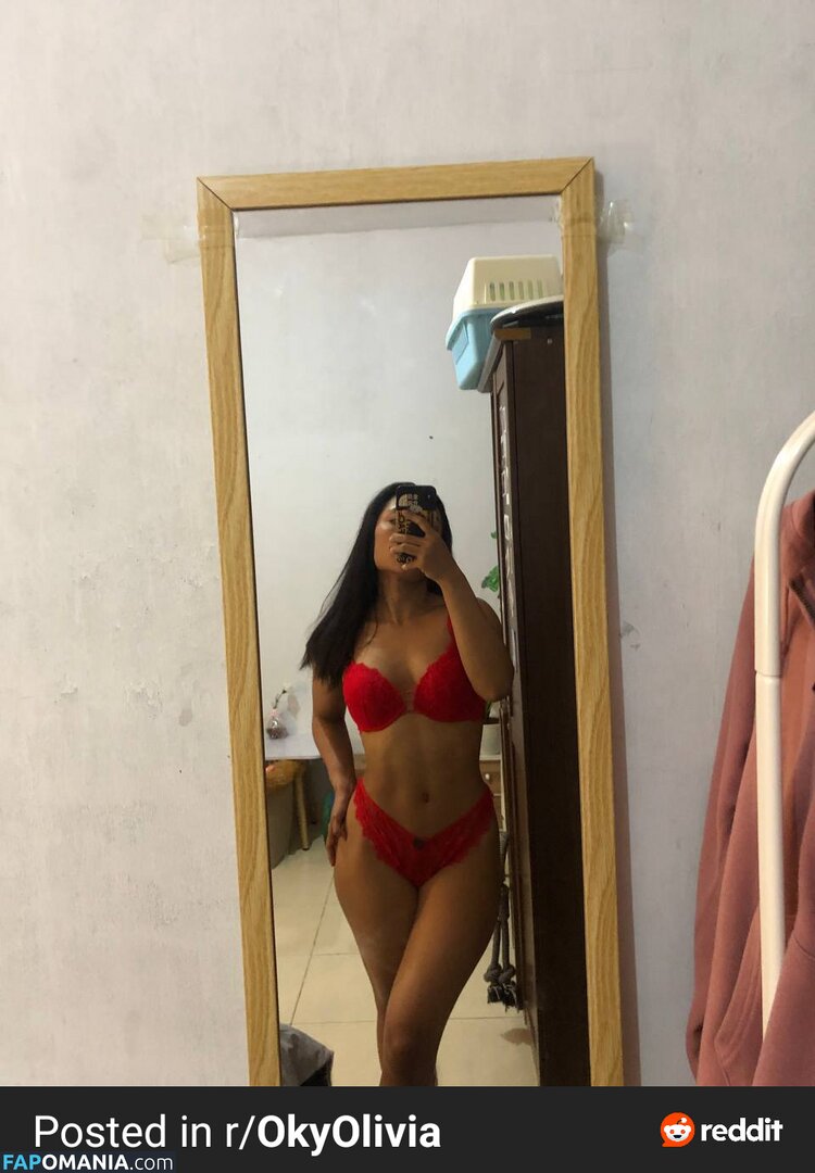 Ceboloky / Oky Olivia / Okyyoliviaa / mastermarcelo5 / okyyloiviaa Nud OnlyFans  Fotografie scursă #40