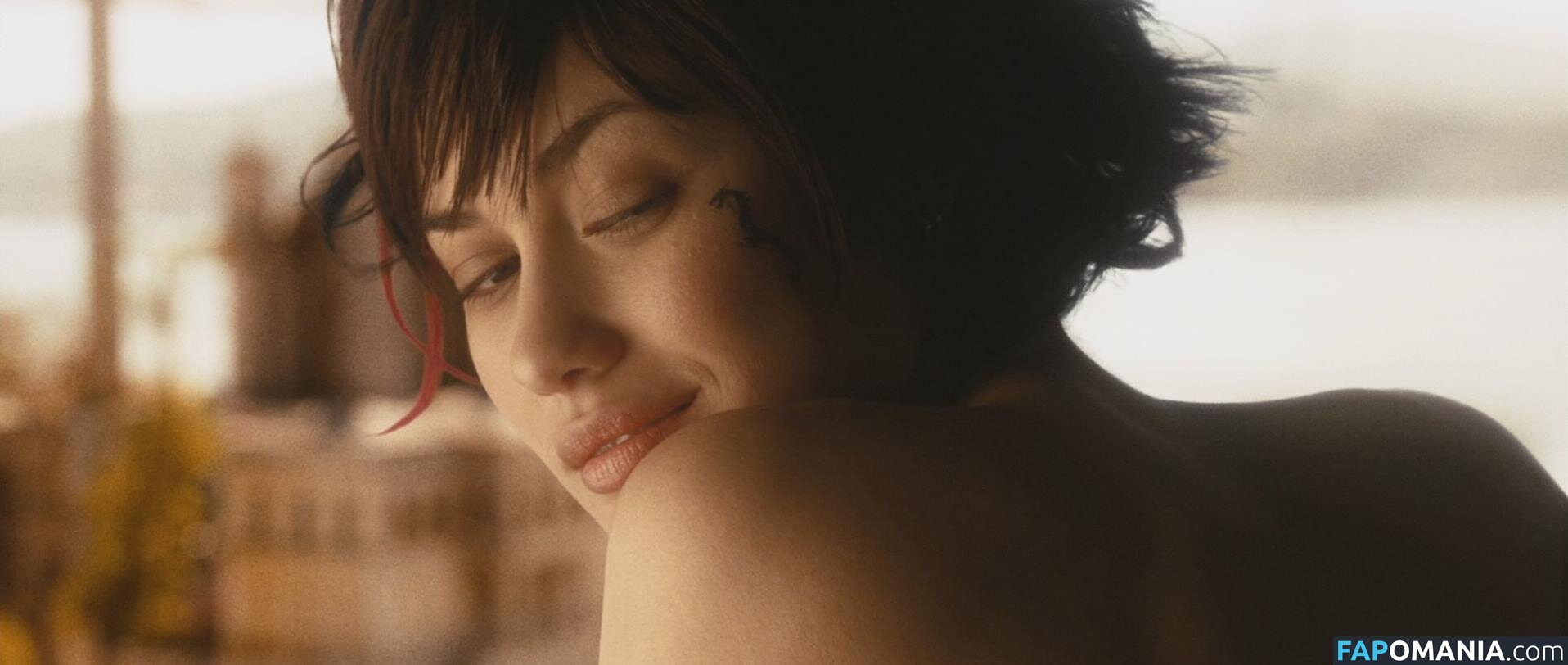 Olga Kurylenko / olgakurylenkoofficial Nud OnlyFans  Fotografie scursă #4