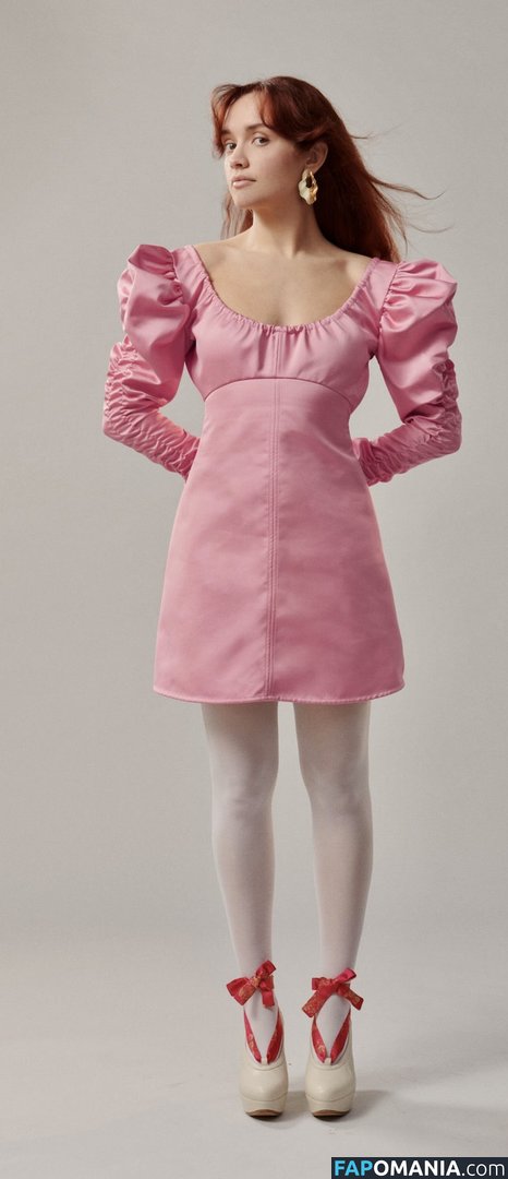 Olivia Cooke / livkatecooke Nud OnlyFans  Fotografie scursă #9