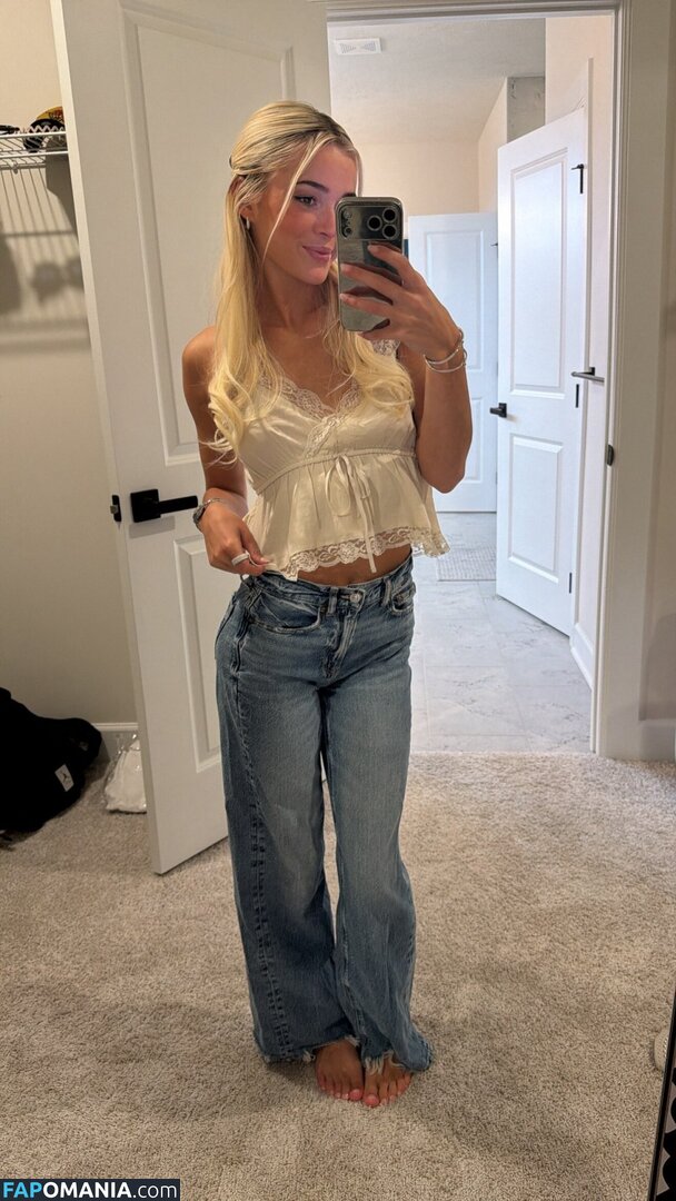 Olivia Dunne / https: / livvydunne / oliviadunne Nud OnlyFans  Fotografie scursă #12