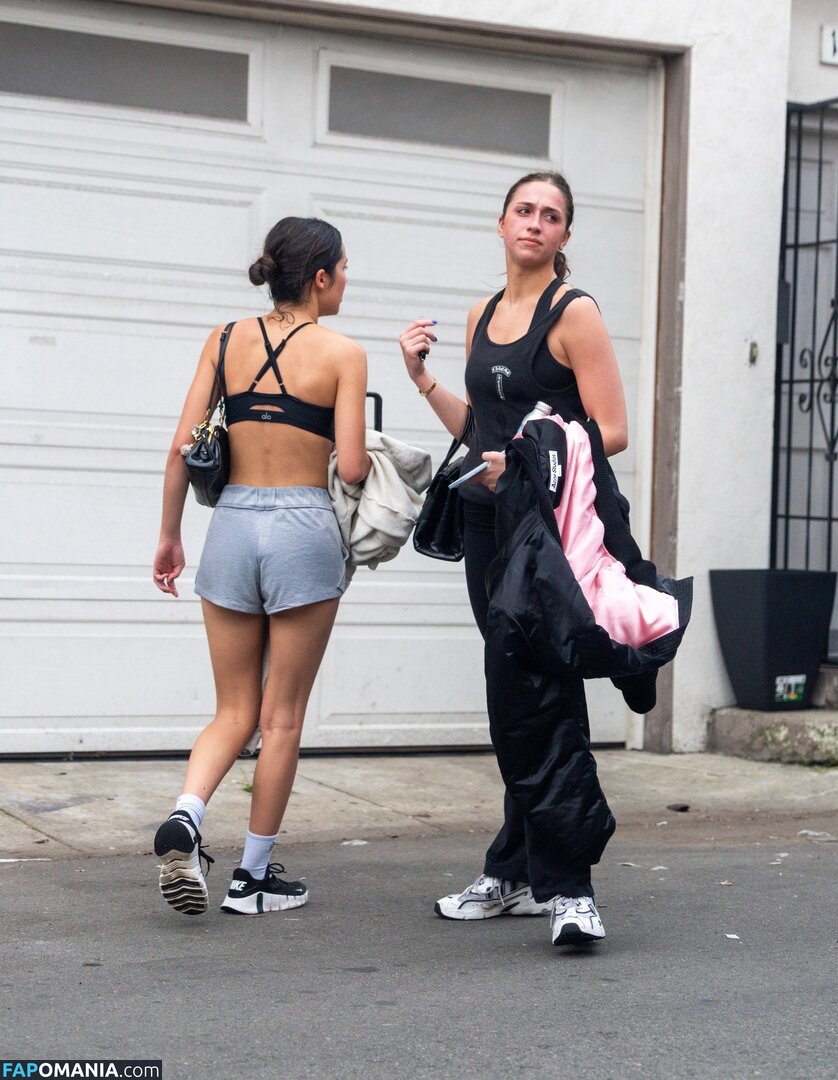 Olivia Rodrigo / oliviarodrigo Nud OnlyFans  Fotografie scursă #57