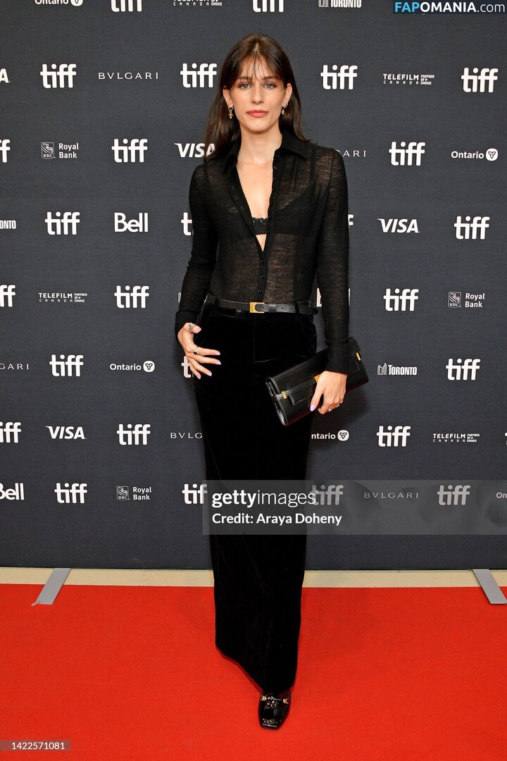 Olivia Rouyer / olivia_rouyer Nud OnlyFans  Fotografie scursă #7