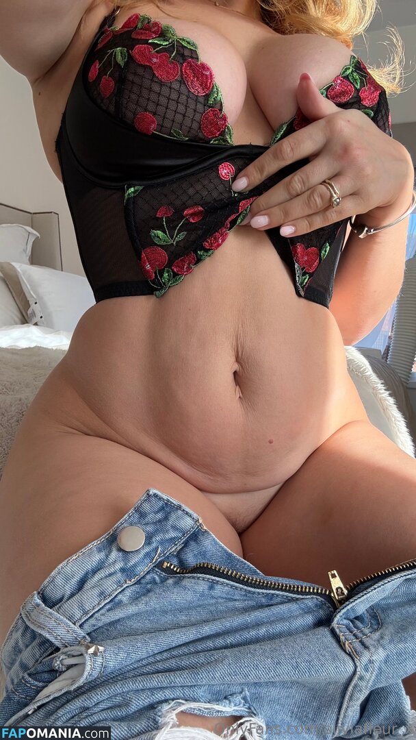 oliviafleur_ / oliviafleur_x Nud OnlyFans  Fotografie scursă #46