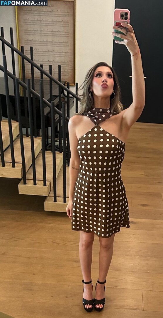 olivialopes / oliviamaebaee Nud OnlyFans  Fotografie scursă #1