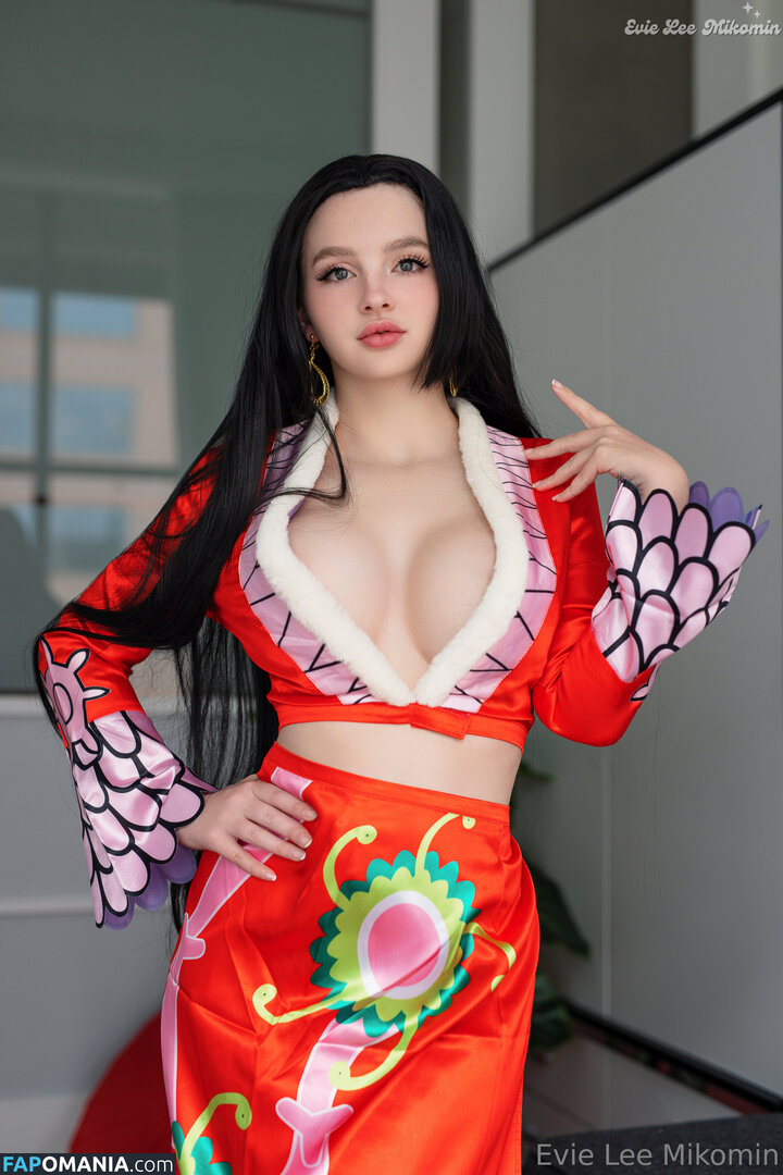 One Piece / OnePieceAnime / https: / onepieceanimeofficial Nud OnlyFans  Fotografie scursă #647