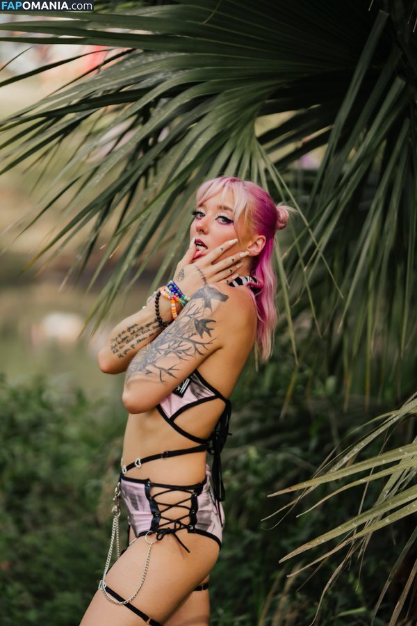 chloeblackz / onevegetabletwo Nud OnlyFans  Fotografie scursă #3