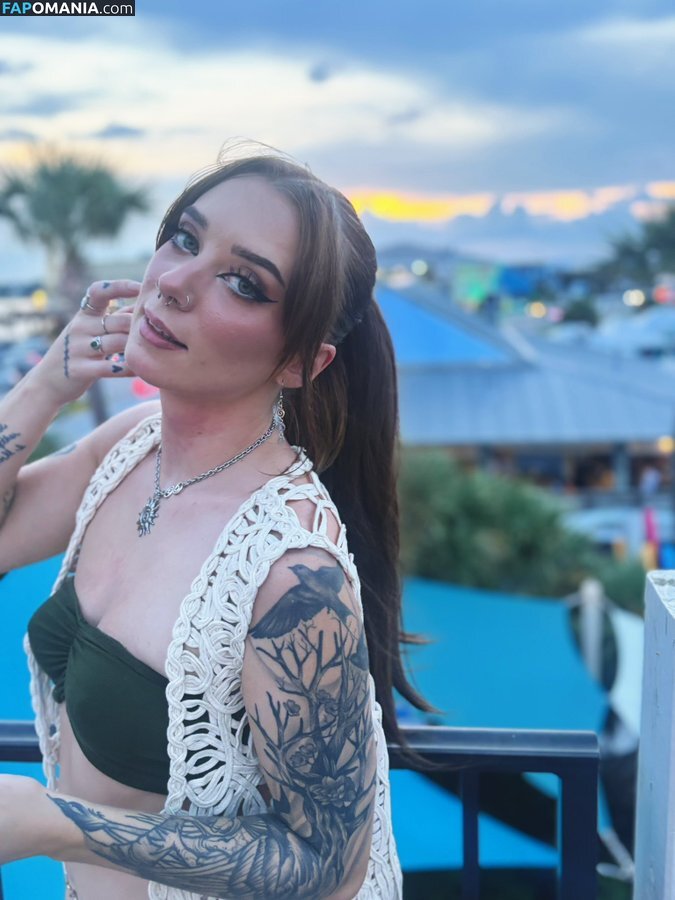 chloeblackz / onevegetabletwo Nud OnlyFans  Fotografie scursă #6