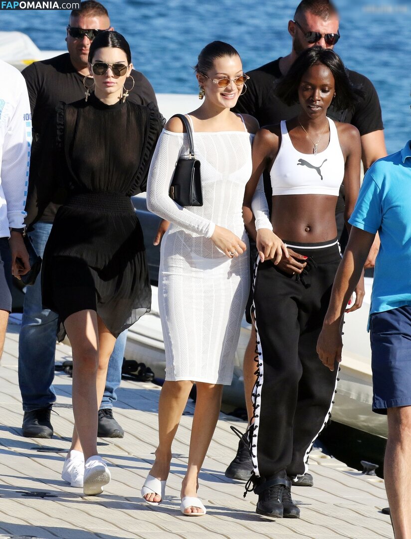 OOPS!!! International Nud OnlyFans  Fotografie scursă #4007