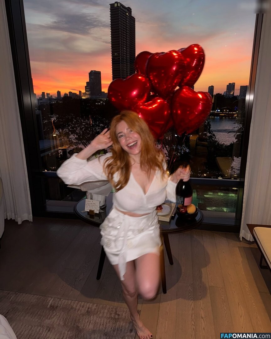 Palina Rojinski / PalinaRojinski / https: / palinski Nud OnlyFans  Fotografie scursă #12