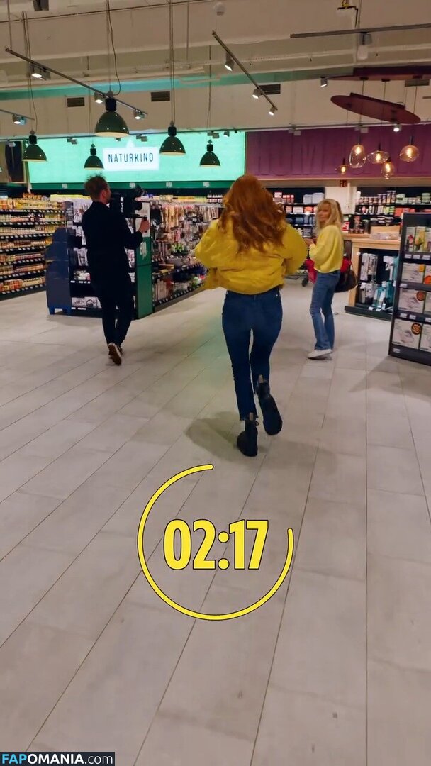 Palina Rojinski / PalinaRojinski / https: / palinski Nud OnlyFans  Fotografie scursă #22