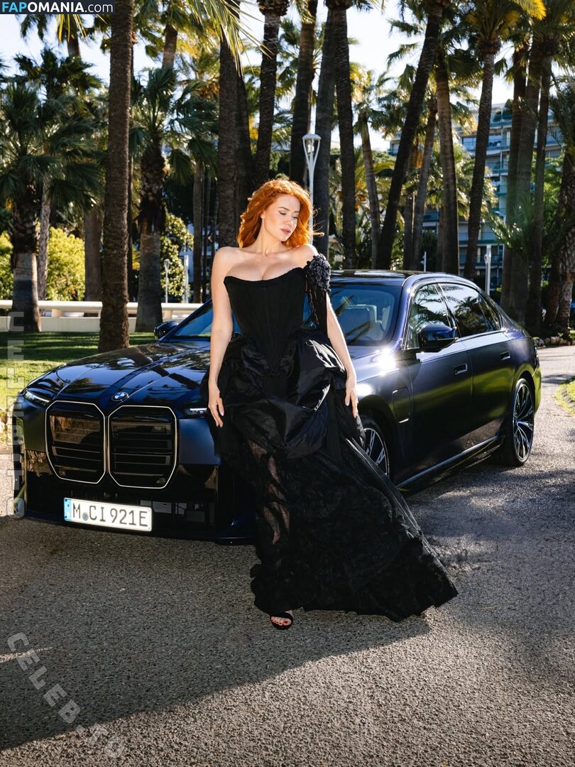 Palina Rojinski / PalinaRojinski / https: / palinski Nud OnlyFans  Fotografie scursă #24