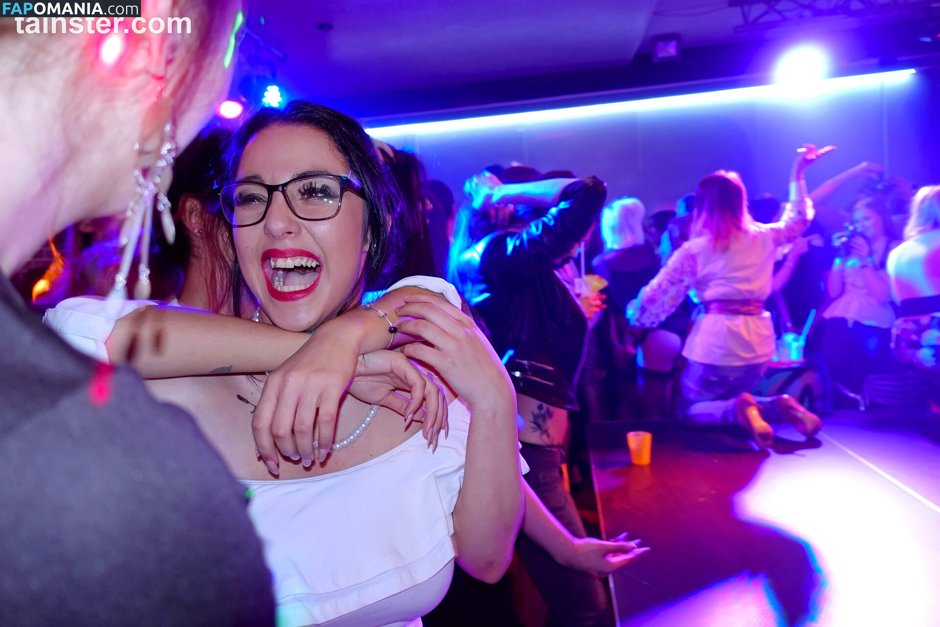 Party Hardcore Model Thread Nud OnlyFans  Fotografie scursă #1