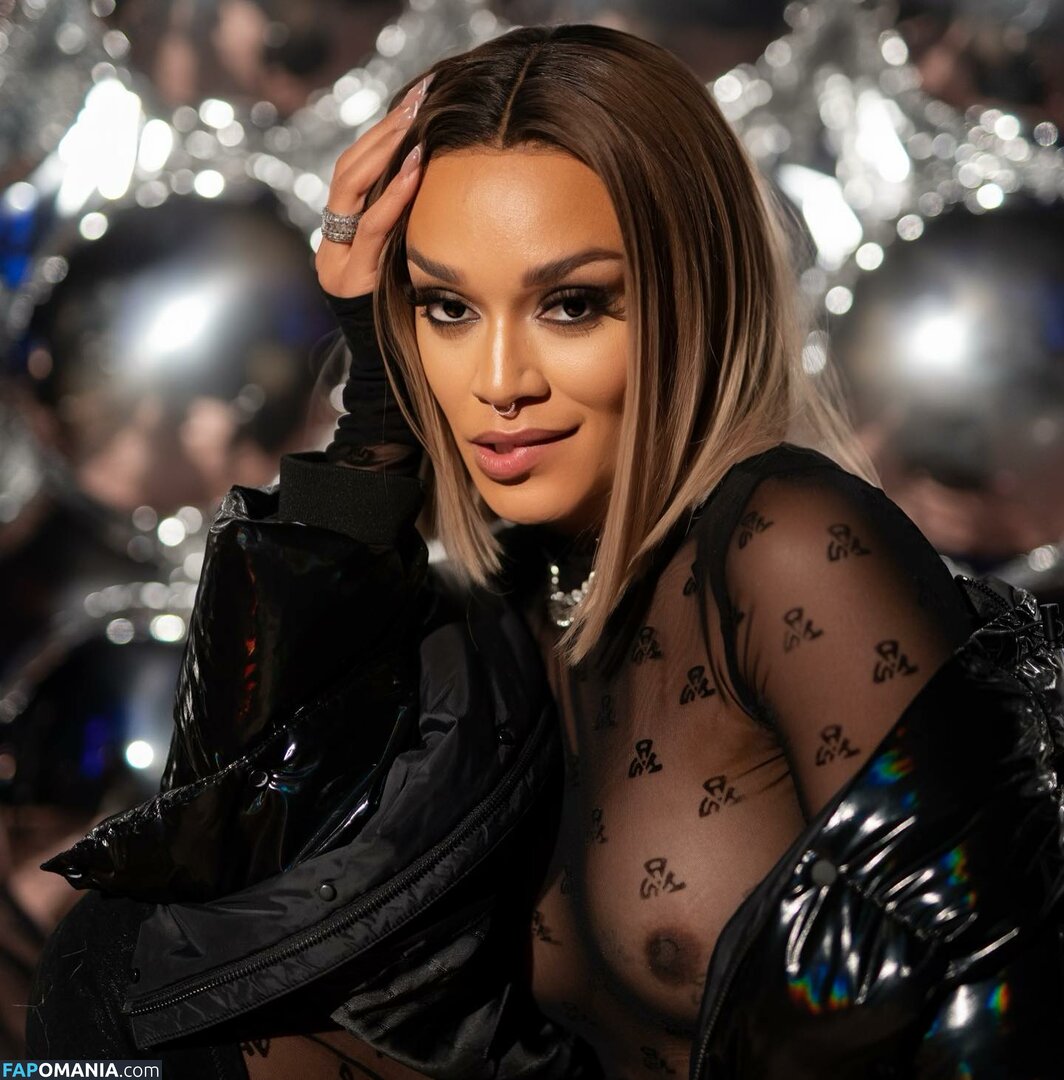 Pearl Thusi / pearlthusi Nud OnlyFans  Fotografie scursă #8