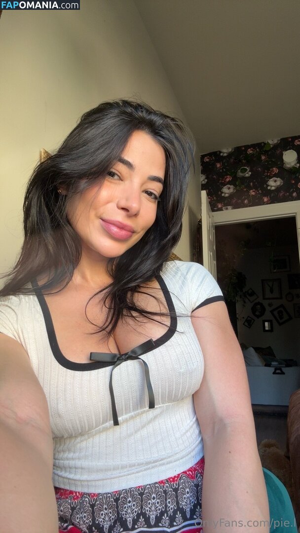 pie.aina / pie.l Nud OnlyFans  Fotografie scursă #4