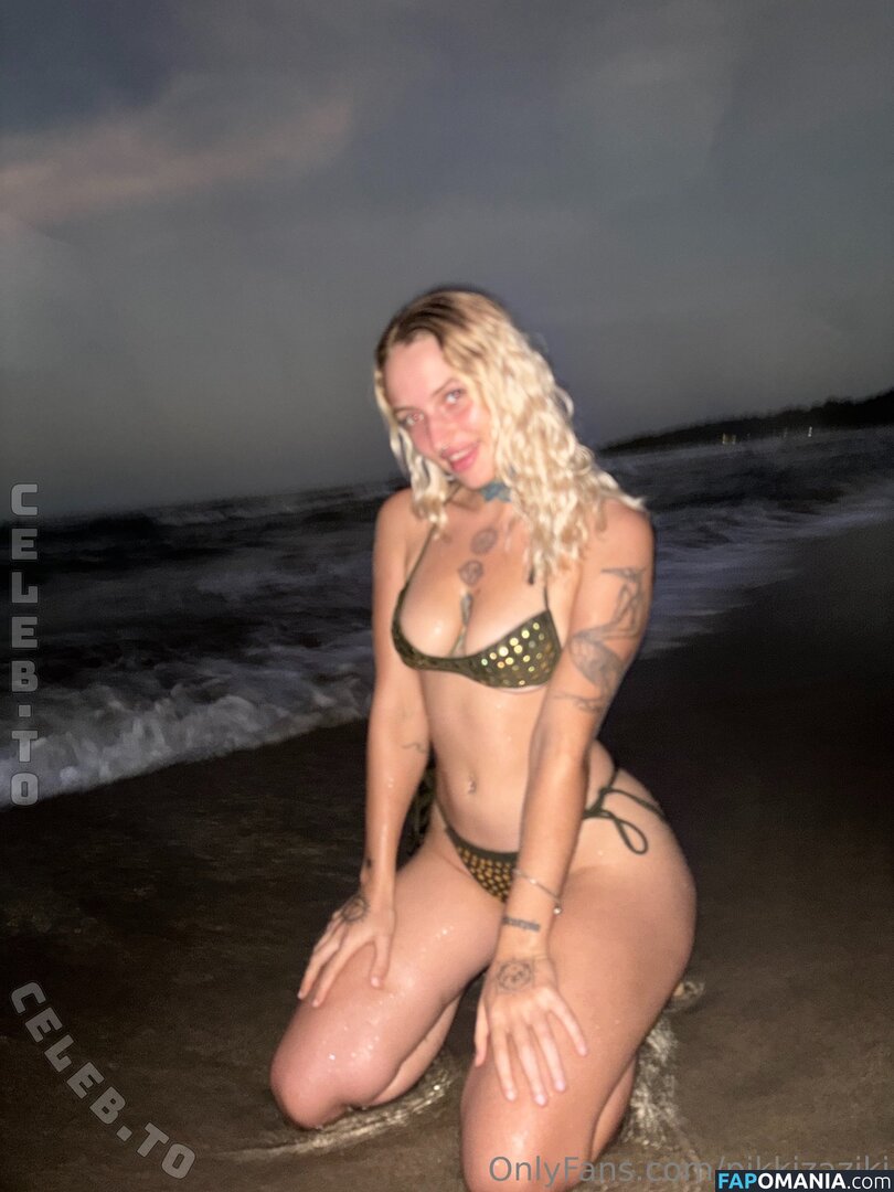 Pikkizaziki Nud OnlyFans  Fotografie scursă #10