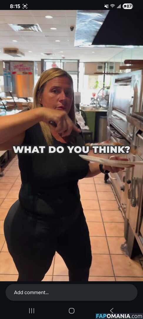 Pizzeria Baddies Nud OnlyFans  Fotografie scursă #7