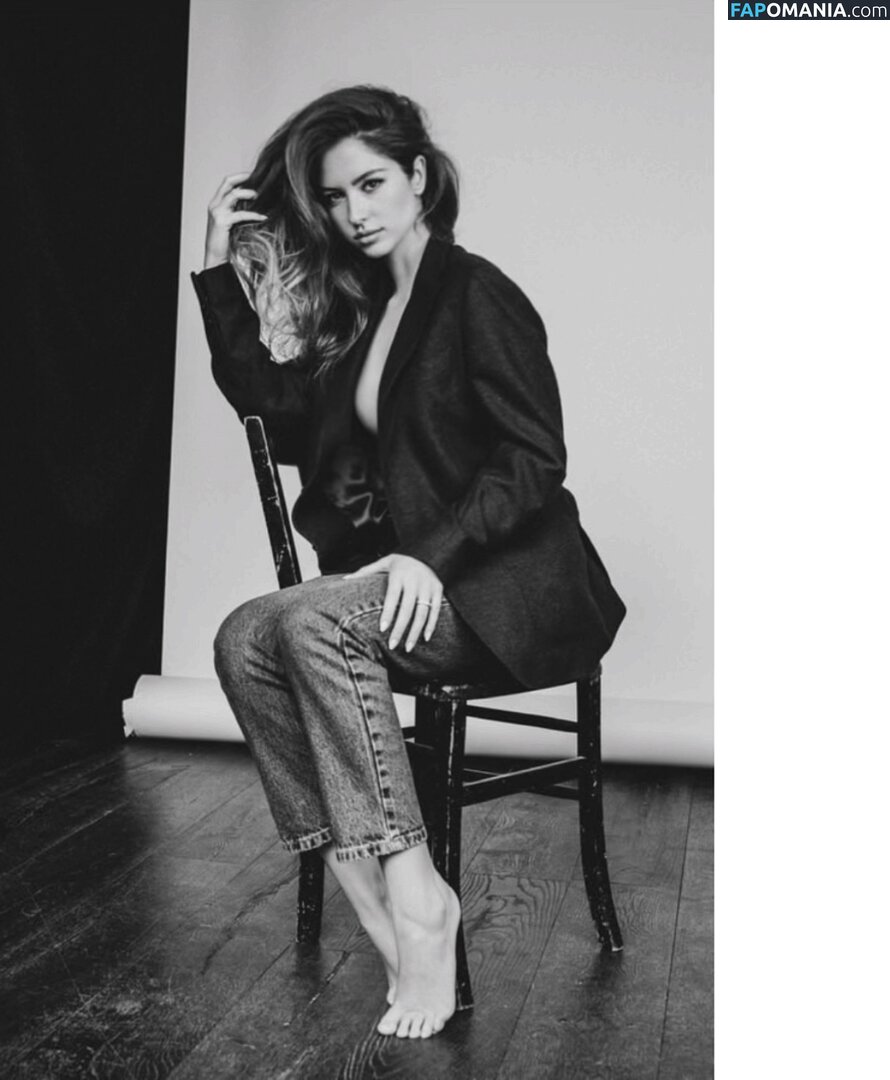 Pauline Maugauin / Pola Petrenko / polapetrenko Nud OnlyFans  Fotografie scursă #10