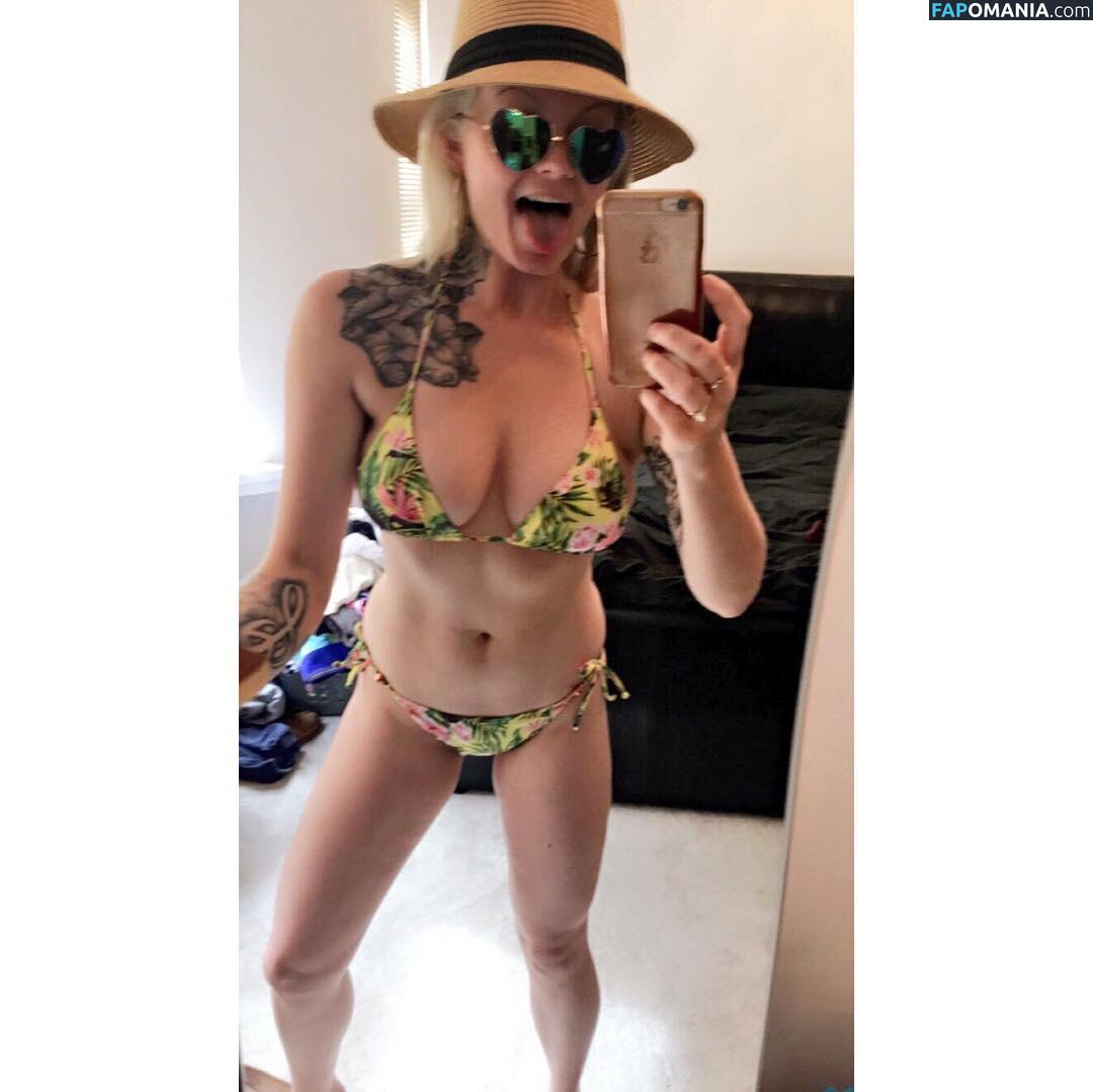 Darts / Polly James / pollyjames Nud OnlyFans  Fotografie scursă #20