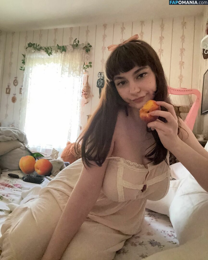 porcelainmilkbottle / sleepylittledolly / u379634773 Nud OnlyFans  Fotografie scursă #10