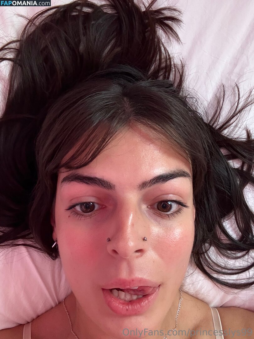 princesslys99 / princesslyss99 Nud OnlyFans  Fotografie scursă #12