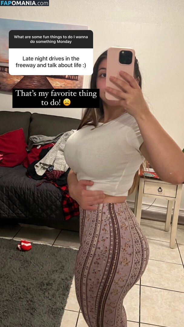 babyemilyver / princessemily / princesssaaemily Nud OnlyFans  Fotografie scursă #3