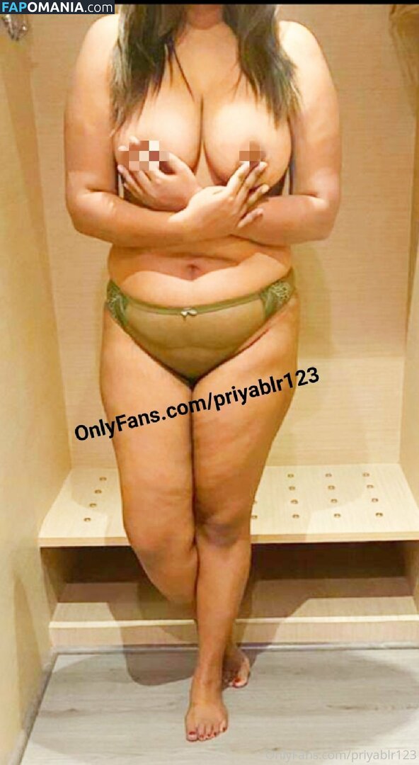 PriyaIndian2 / priyablr123 / priyatakur123 Nud OnlyFans  Fotografie scursă #35