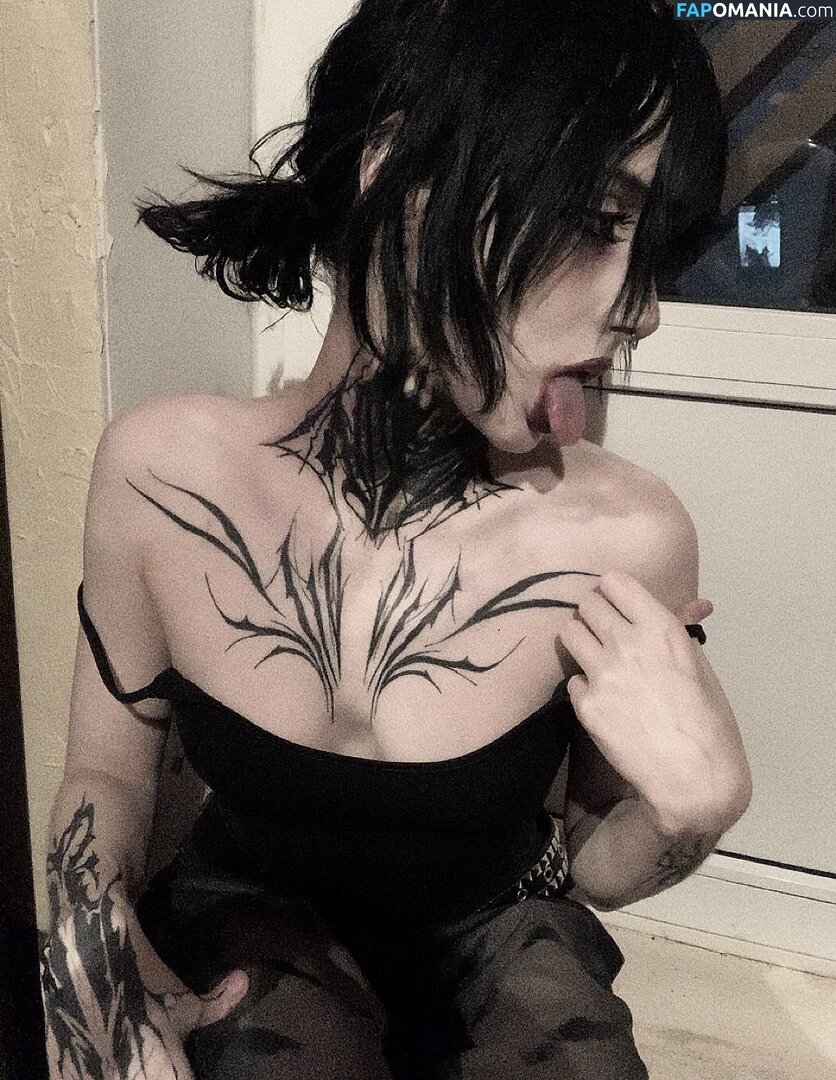 Psuxos / psux0s / психоз Nud OnlyFans  Fotografie scursă #1
