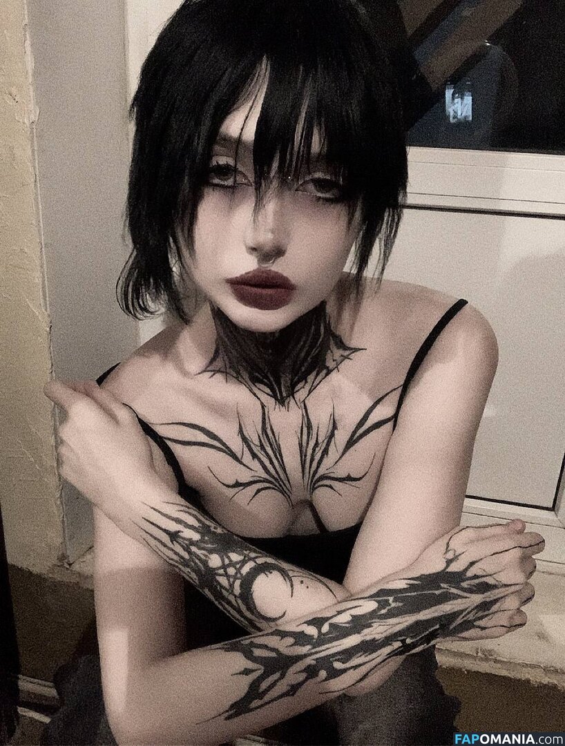 Psuxos / psux0s / психоз Nud OnlyFans  Fotografie scursă #2