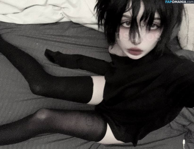 Psuxos / psux0s / психоз Nud OnlyFans  Fotografie scursă #19