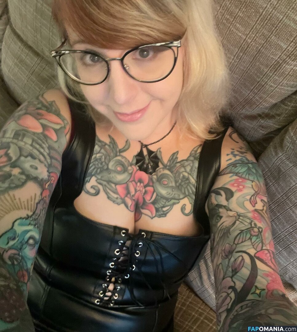 PushingUpRoses / https: / pushinuproses Nud OnlyFans  Fotografie scursă #19