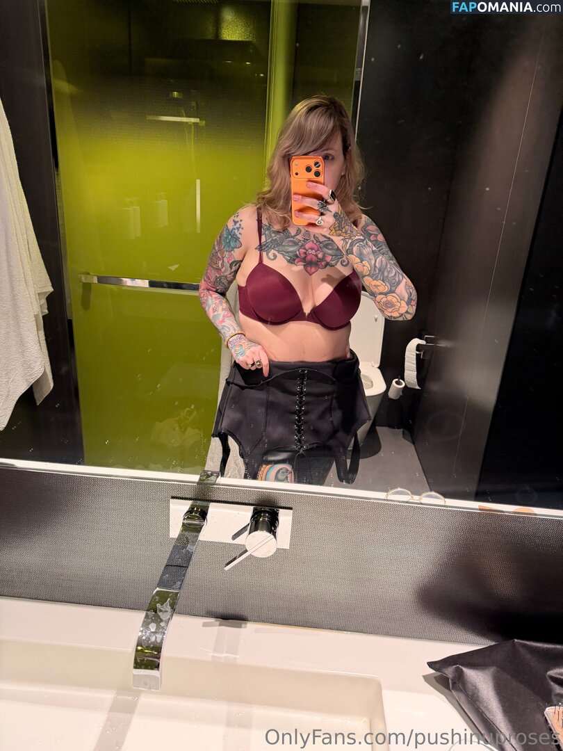 PushingUpRoses / https: / pushinuproses Nud OnlyFans  Fotografie scursă #363
