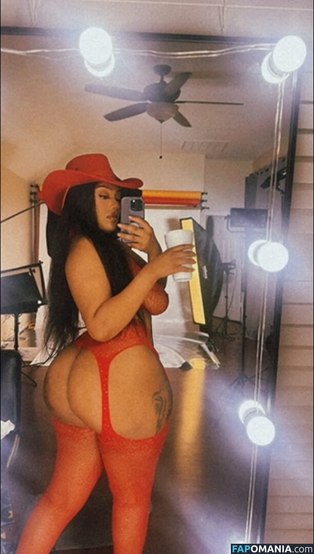 Queen Sznn / https: / locdqueenx Nud OnlyFans  Fotografie scursă #4