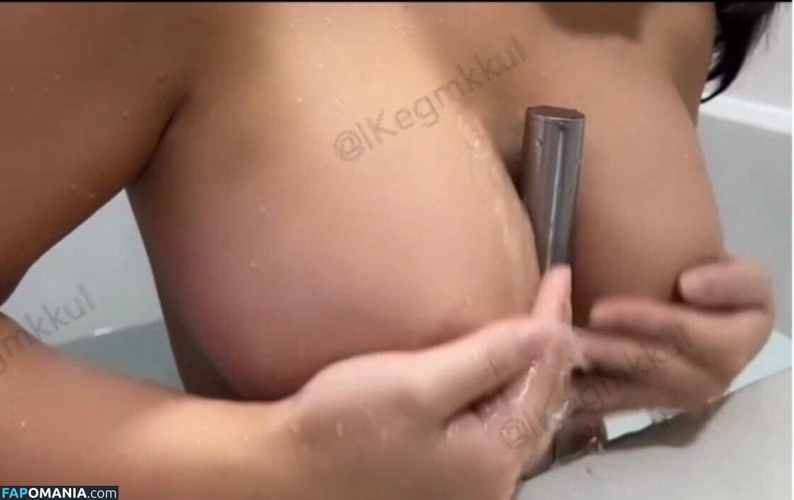 R0s8y / Rossy Korean / r0s8y__ / rossytvxxx Nud OnlyFans  Fotografie scursă #7