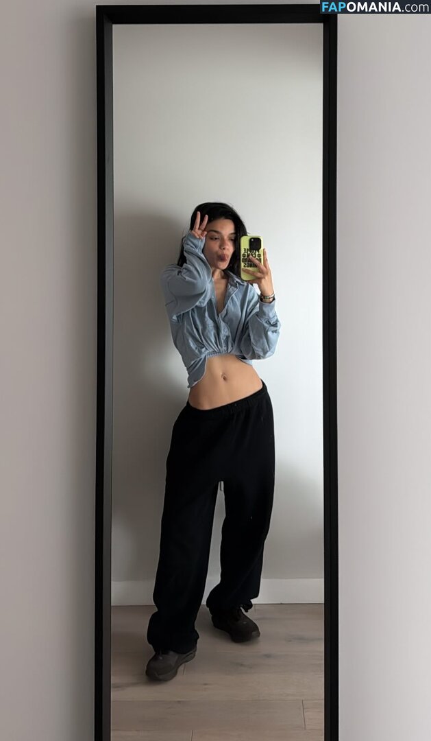Rachel Zegler / rachelzegler / rachmariexoxo Nud OnlyFans  Fotografie scursă #876