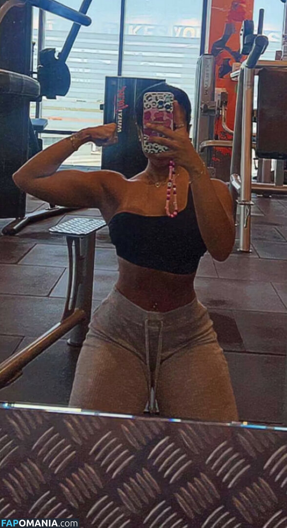 Raghad Hussain / coach Raghad / raghadhfit Nud OnlyFans  Fotografie scursă #6