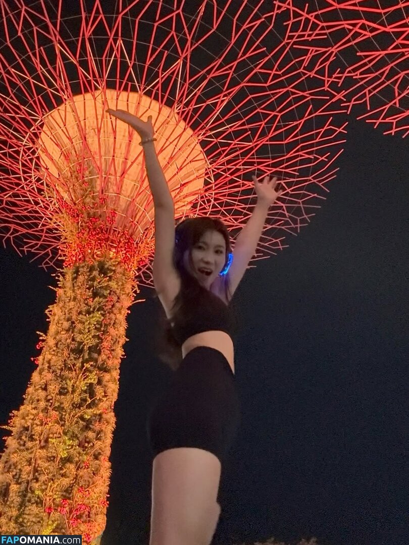 Rainie / lalibula8 Nud OnlyFans  Fotografie scursă #2