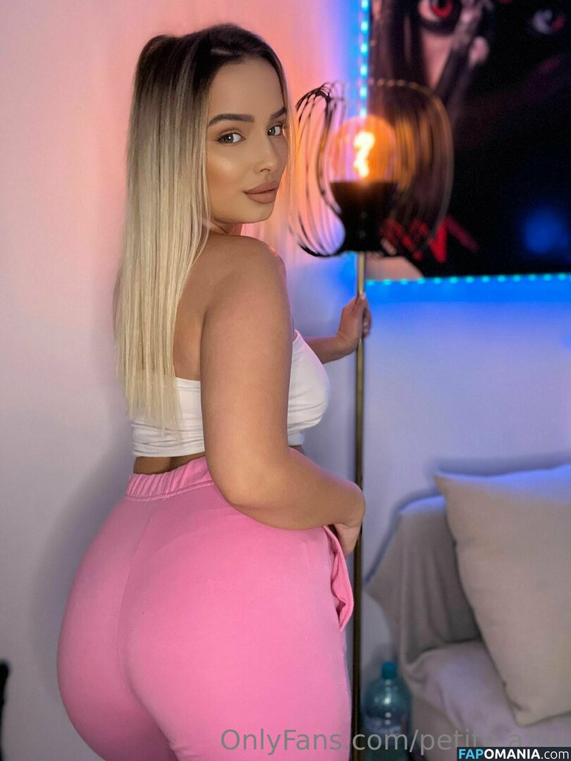 ramonaioana77 / vip3ra77 Nud OnlyFans  Fotografie scursă #21