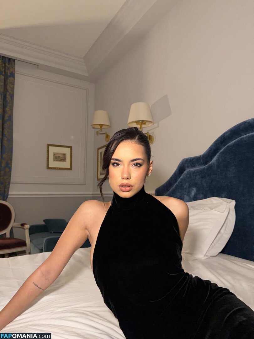 Rebecca Parziale / rebecca.parziale Nud OnlyFans  Fotografie scursă #3
