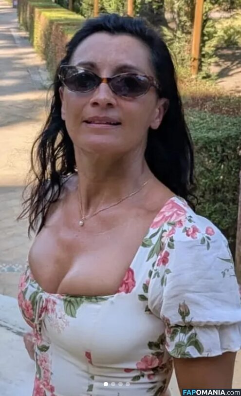Rebecca Sarker Nud OnlyFans  Fotografie scursă #1
