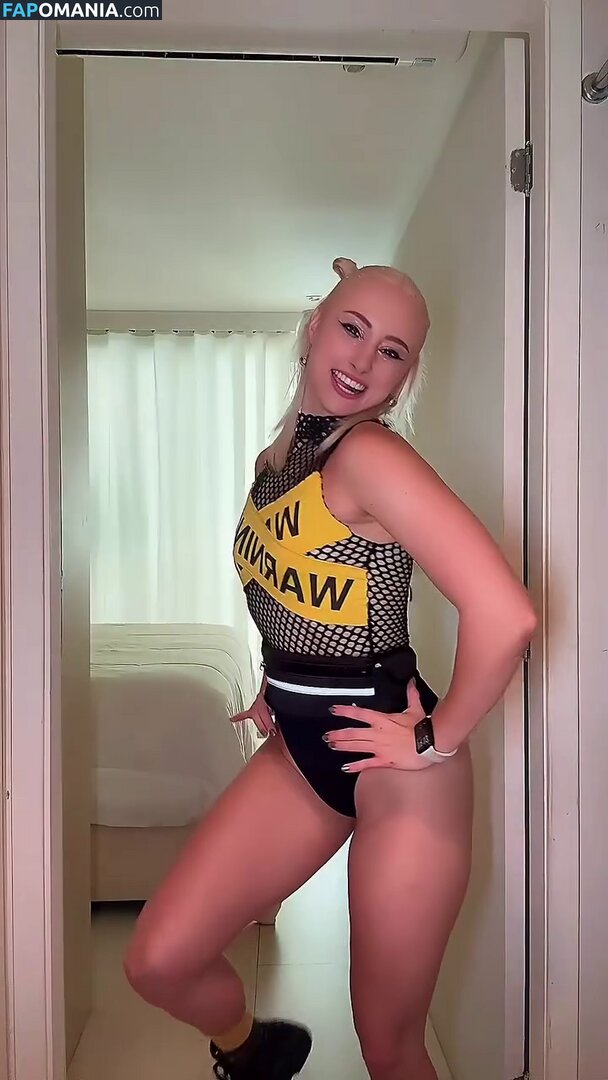 Renata Schneider / renata.c.schneider Nud OnlyFans  Fotografie scursă #11