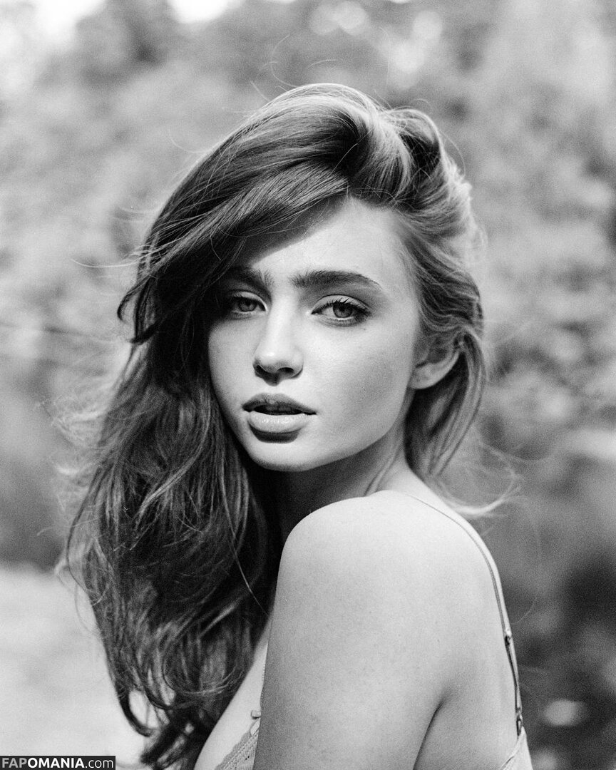 Renata Ri / Renatarii / renata_ri / renatarrii Nud OnlyFans  Fotografie scursă #710