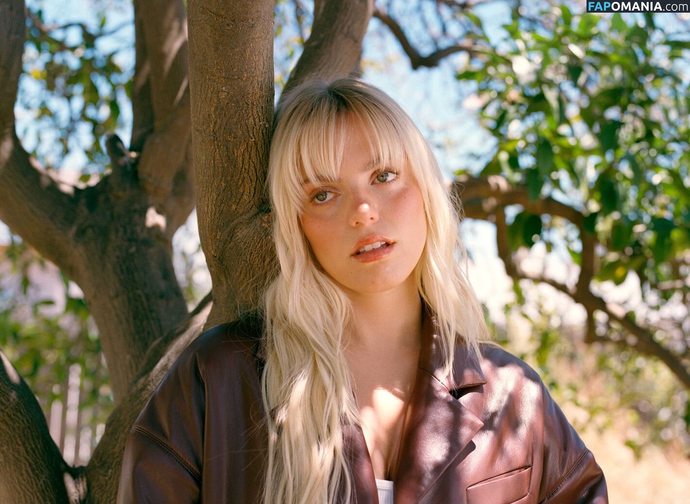 Renee Rapp / reneerapp Nud OnlyFans  Fotografie scursă #130