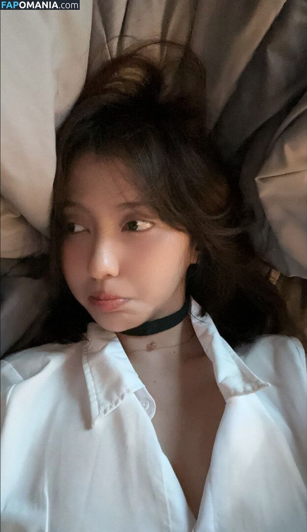 https: / notriissaaa / risaatjan Nud OnlyFans  Fotografie scursă #18