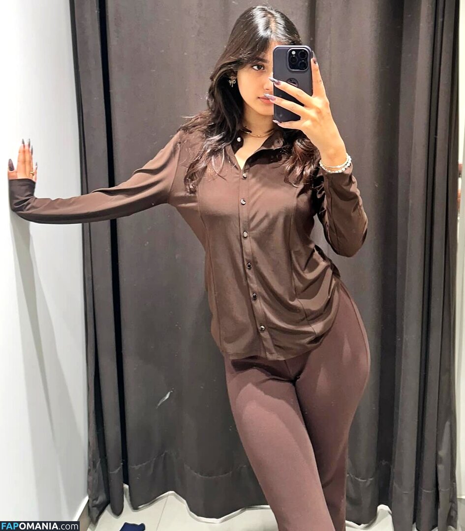 Ritika Kharel / __riteeka / _riteeka7 / riteeka Nud OnlyFans  Fotografie scursă #22