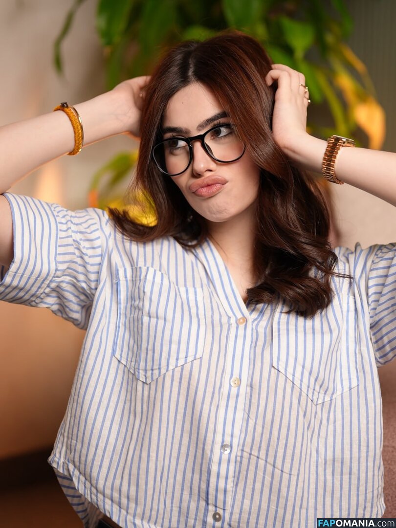 Riva Arora / https: / riva.arora.1 / riva.aroraofficial / rivarora_ Nud OnlyFans  Fotografie scursă #10