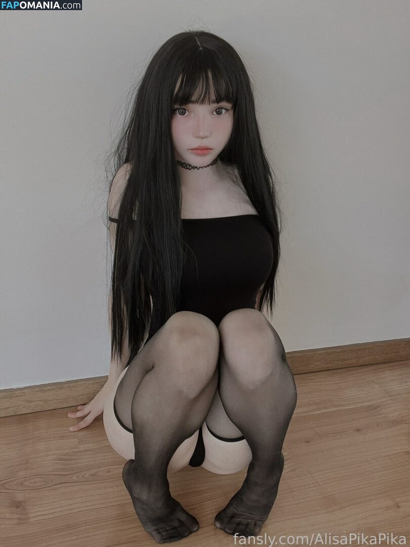 Alisa Bishop / AlisaPikaPika / Rocksy Light / https: / rocksylight Nud OnlyFans  Fotografie scursă #1254