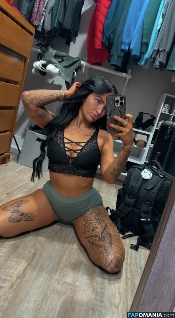 Petitetattedplati / Ronika Eskins / ronika_eskins Nud OnlyFans  Fotografie scursă #8