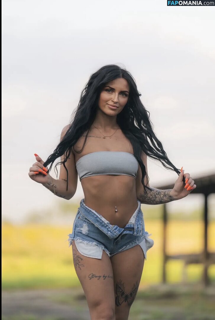 Petitetattedplati / Ronika Eskins / ronika_eskins Nud OnlyFans  Fotografie scursă #113
